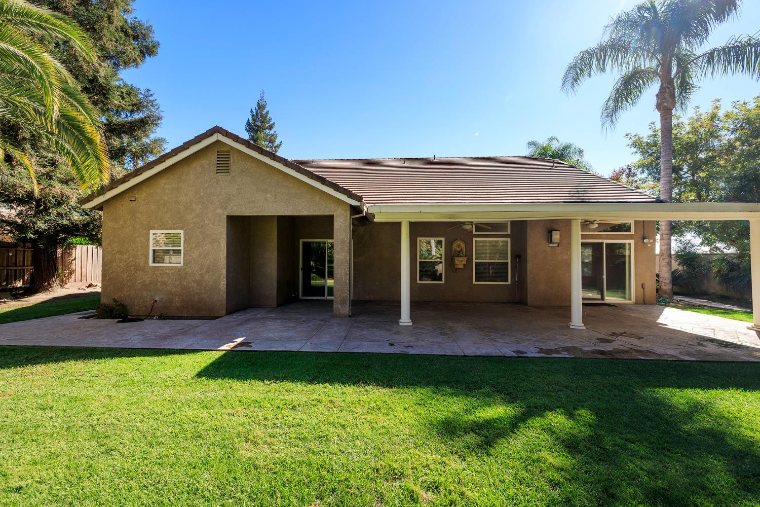 1807 Tartan Rd, Turlock, CA 95382