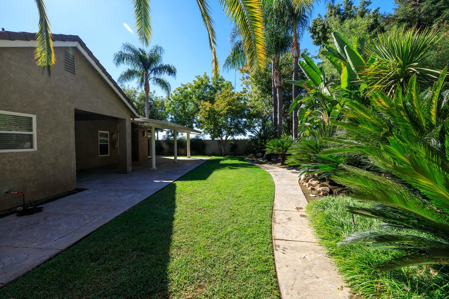 1807 Tartan Rd, Turlock, CA 95382