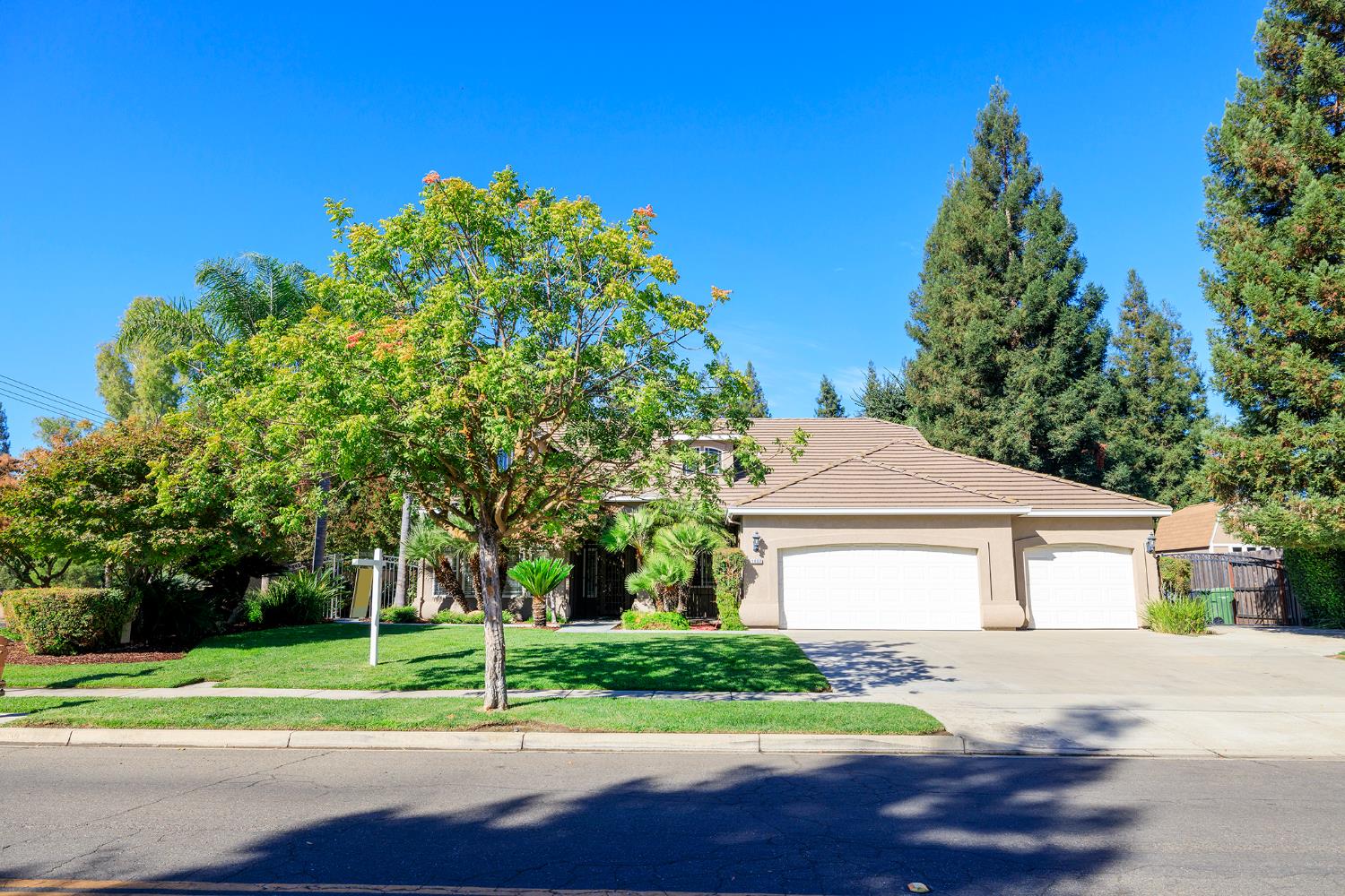 1807 Tartan Rd, Turlock, CA 95382