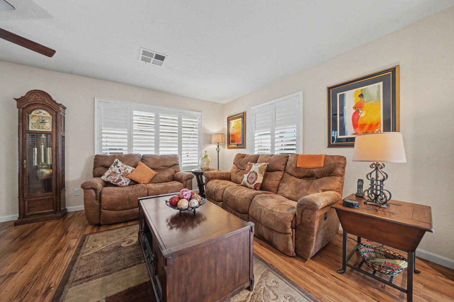 3928 Waimea Ln, Modesto, CA 95355