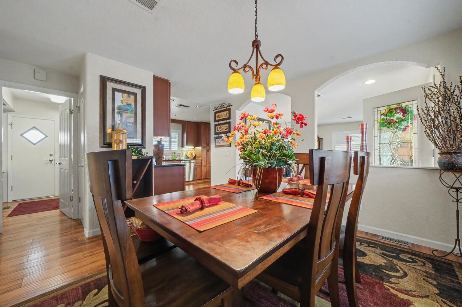 3928 Waimea Ln, Modesto, CA 95355