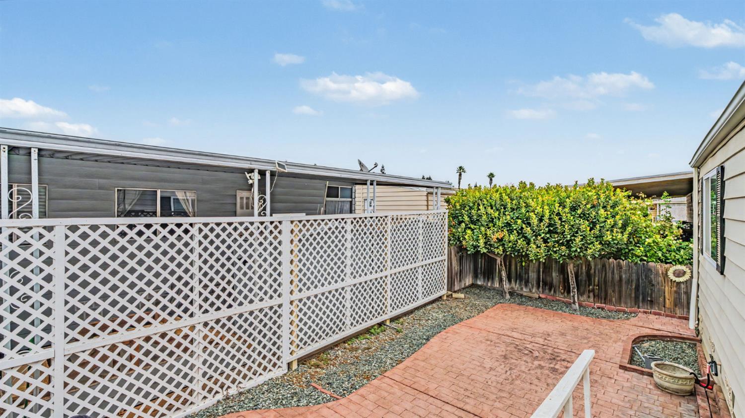 3928 Waimea Ln, Modesto, CA 95355