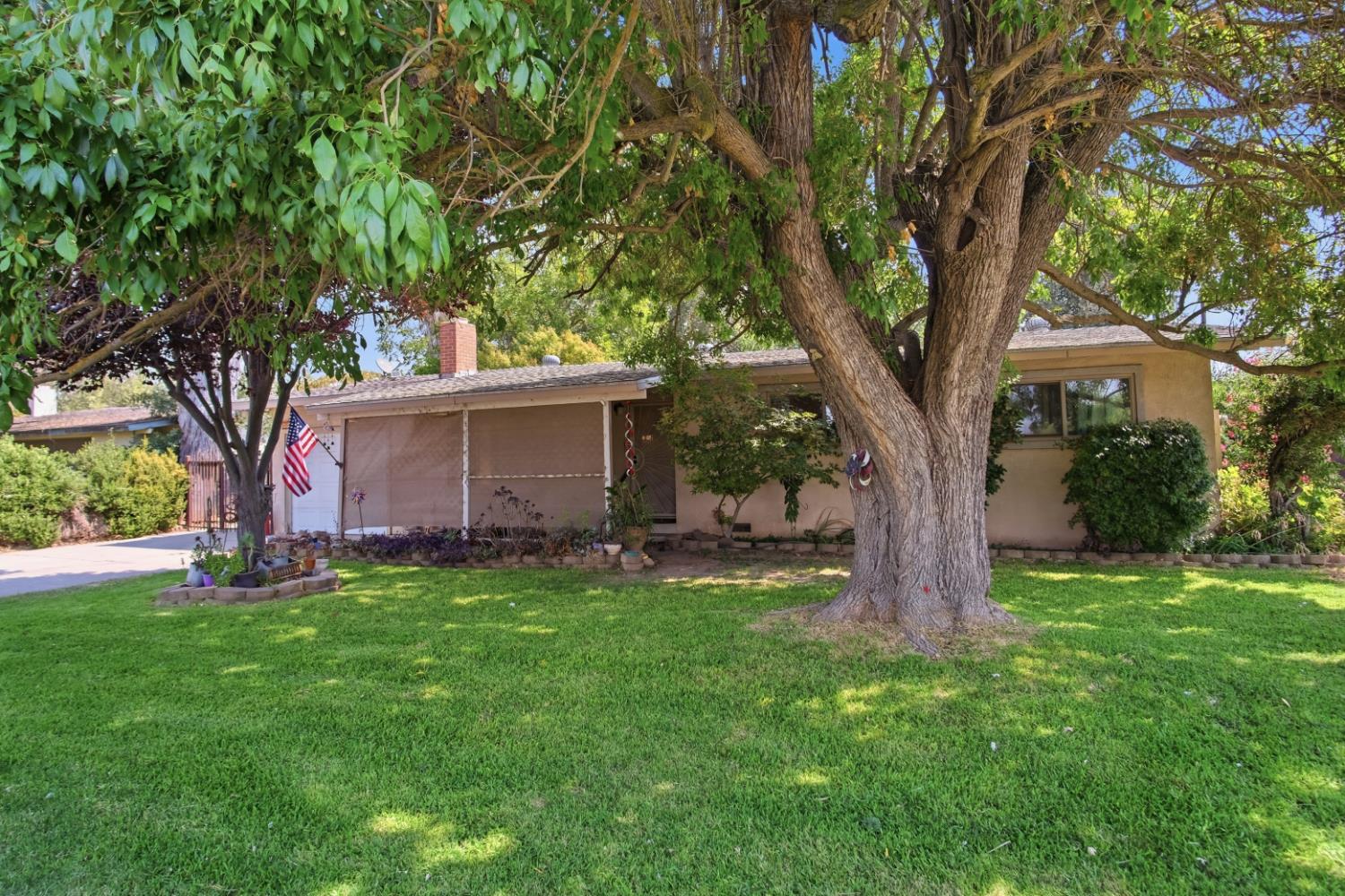 8888 Cressey Way, Cressey, CA 95388