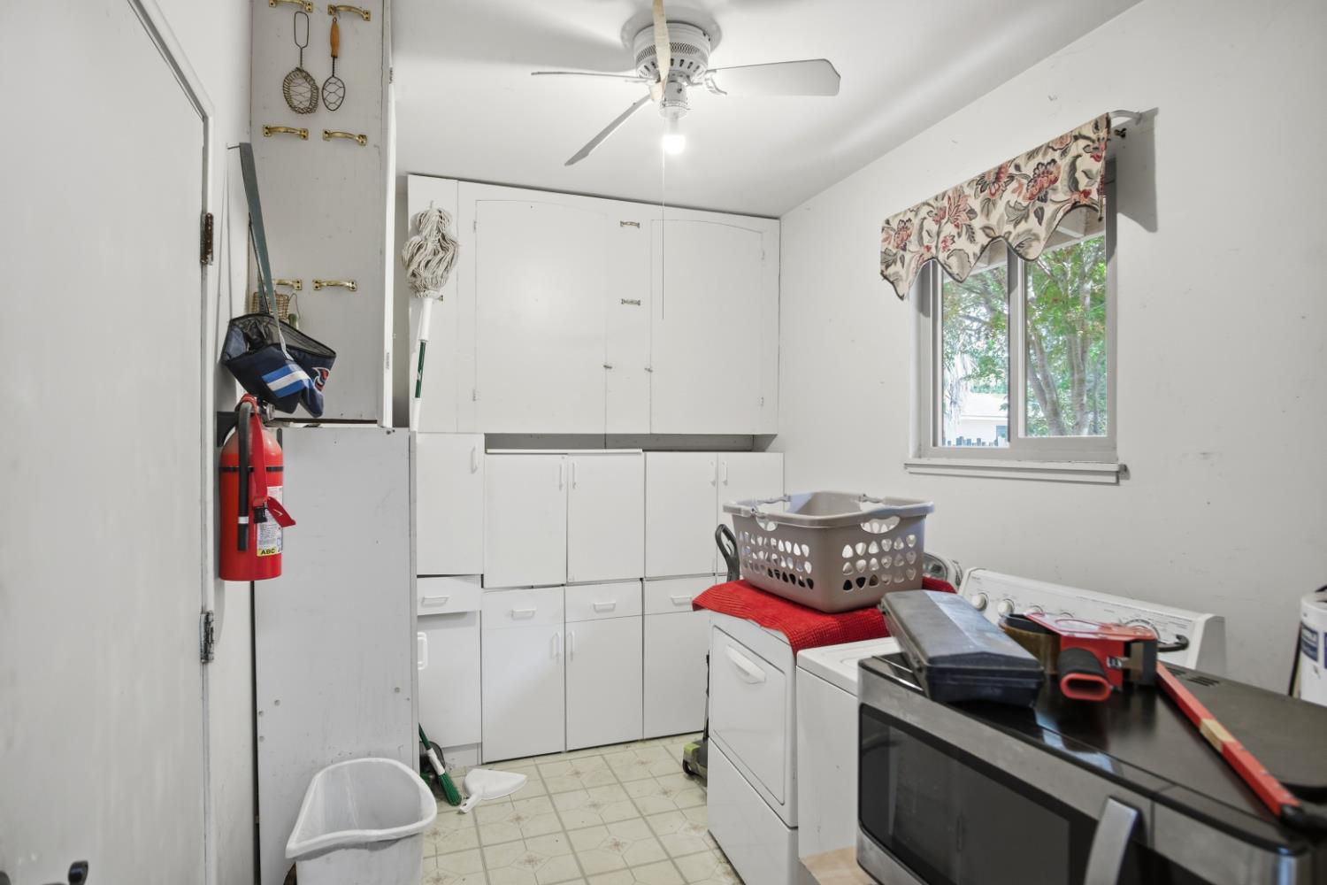 8888 Cressey Way, Cressey, CA 95388