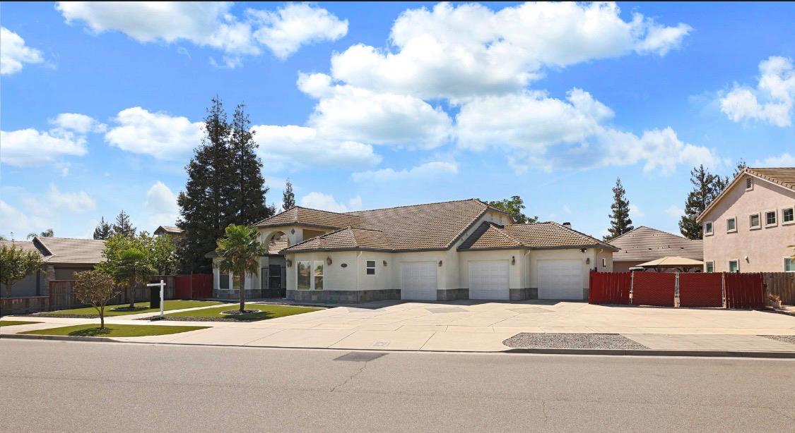 1684 Miriam Way, Ripon, CA 95366