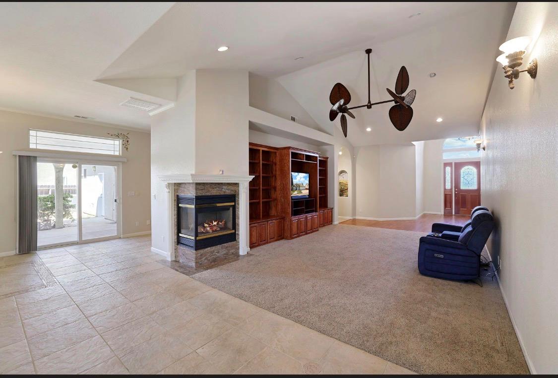 1684 Miriam Way, Ripon, CA 95366