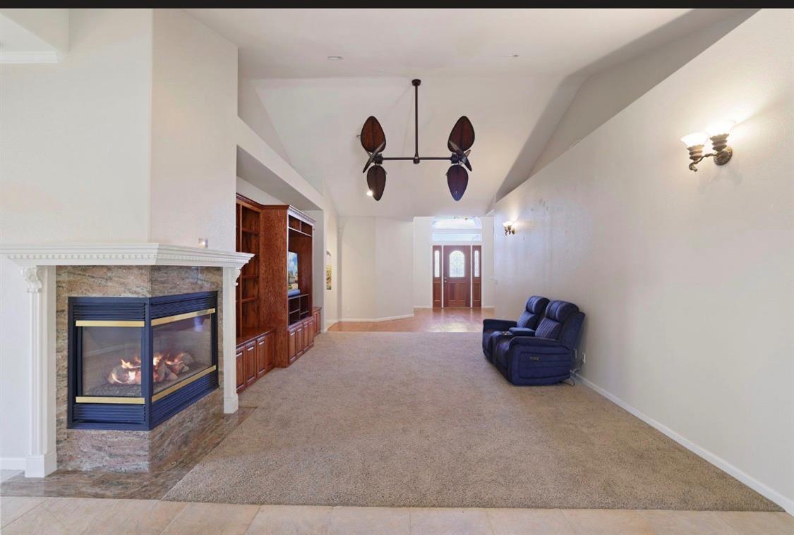 1684 Miriam Way, Ripon, CA 95366