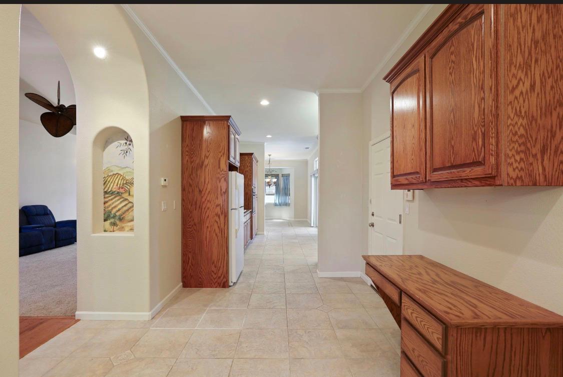 1684 Miriam Way, Ripon, CA 95366