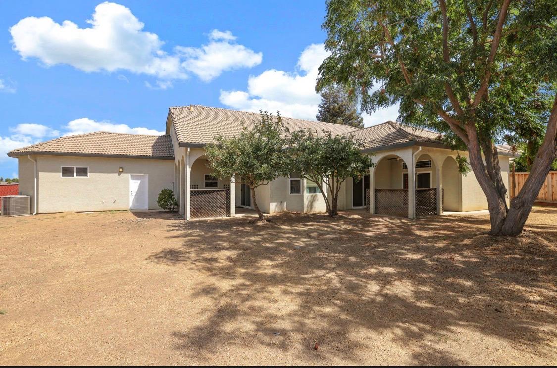 1684 Miriam Way, Ripon, CA 95366