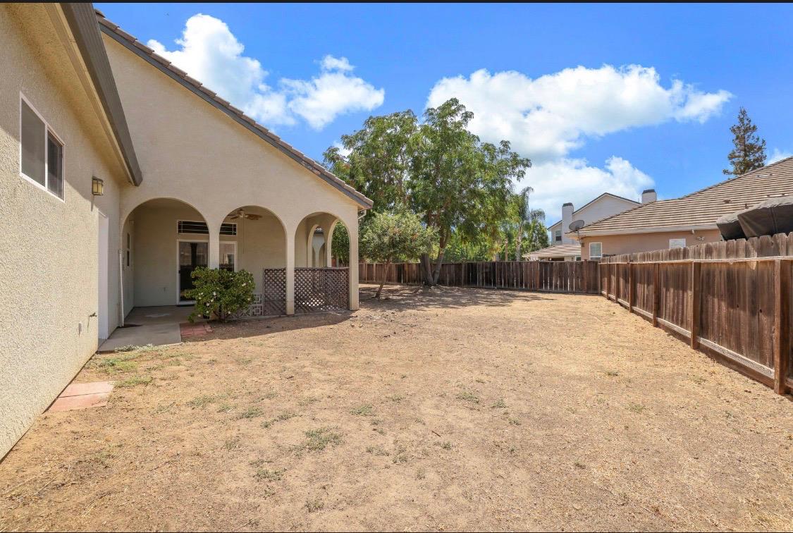 1684 Miriam Way, Ripon, CA 95366