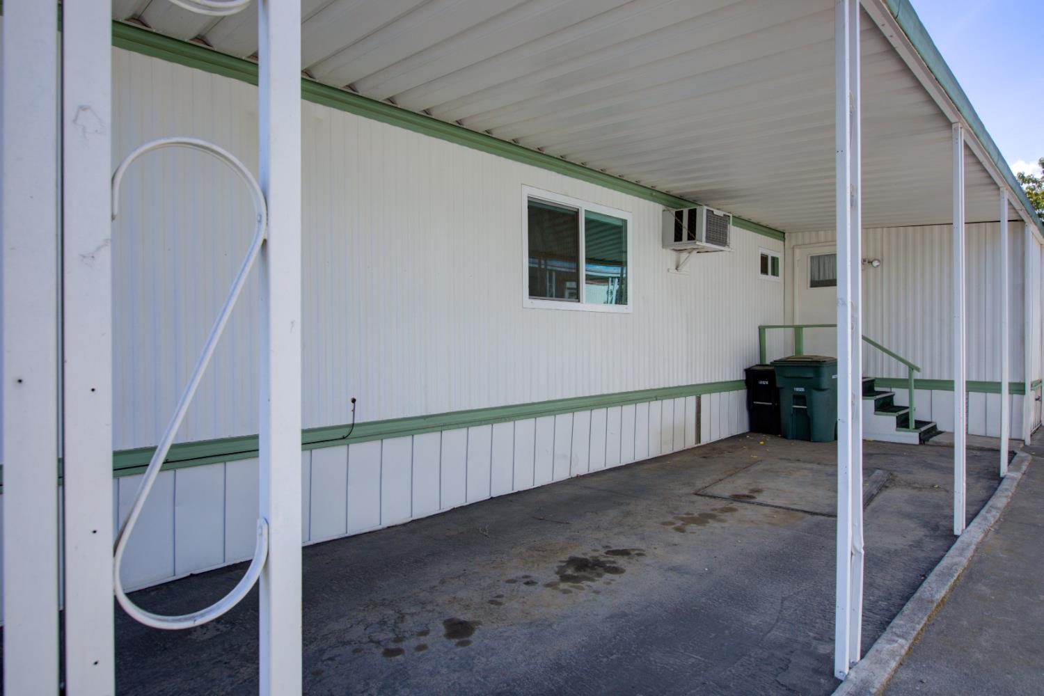 2107 Patterson Rd #19, Riverbank, CA 95367