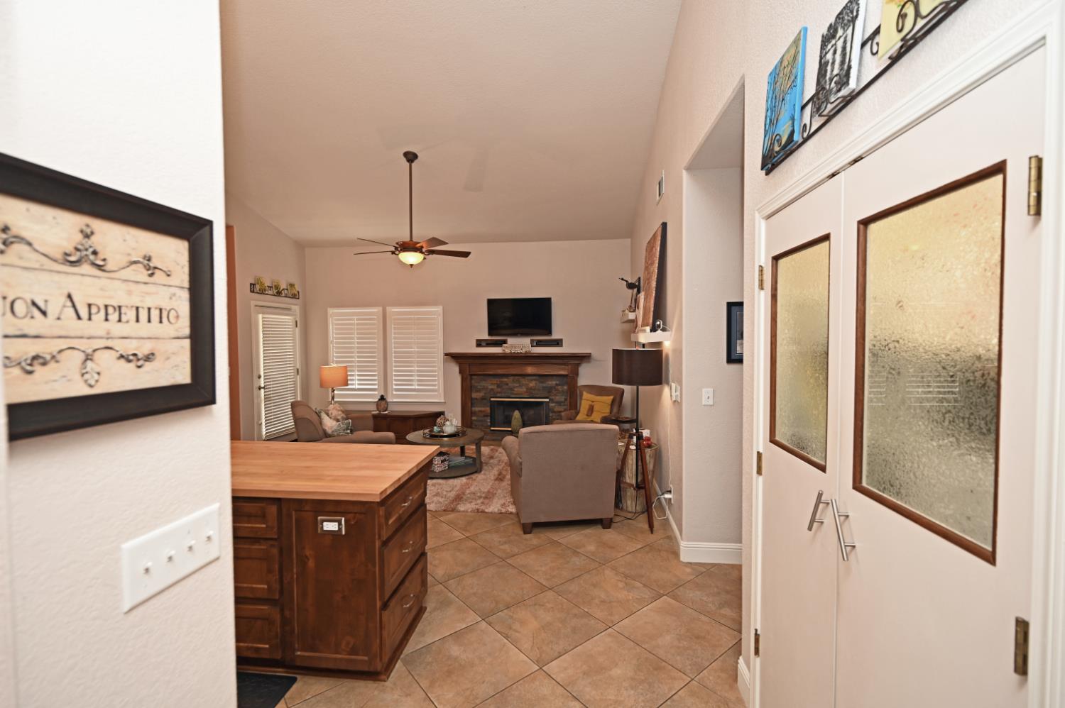 2680 Hogan Dr, Turlock, CA 95382