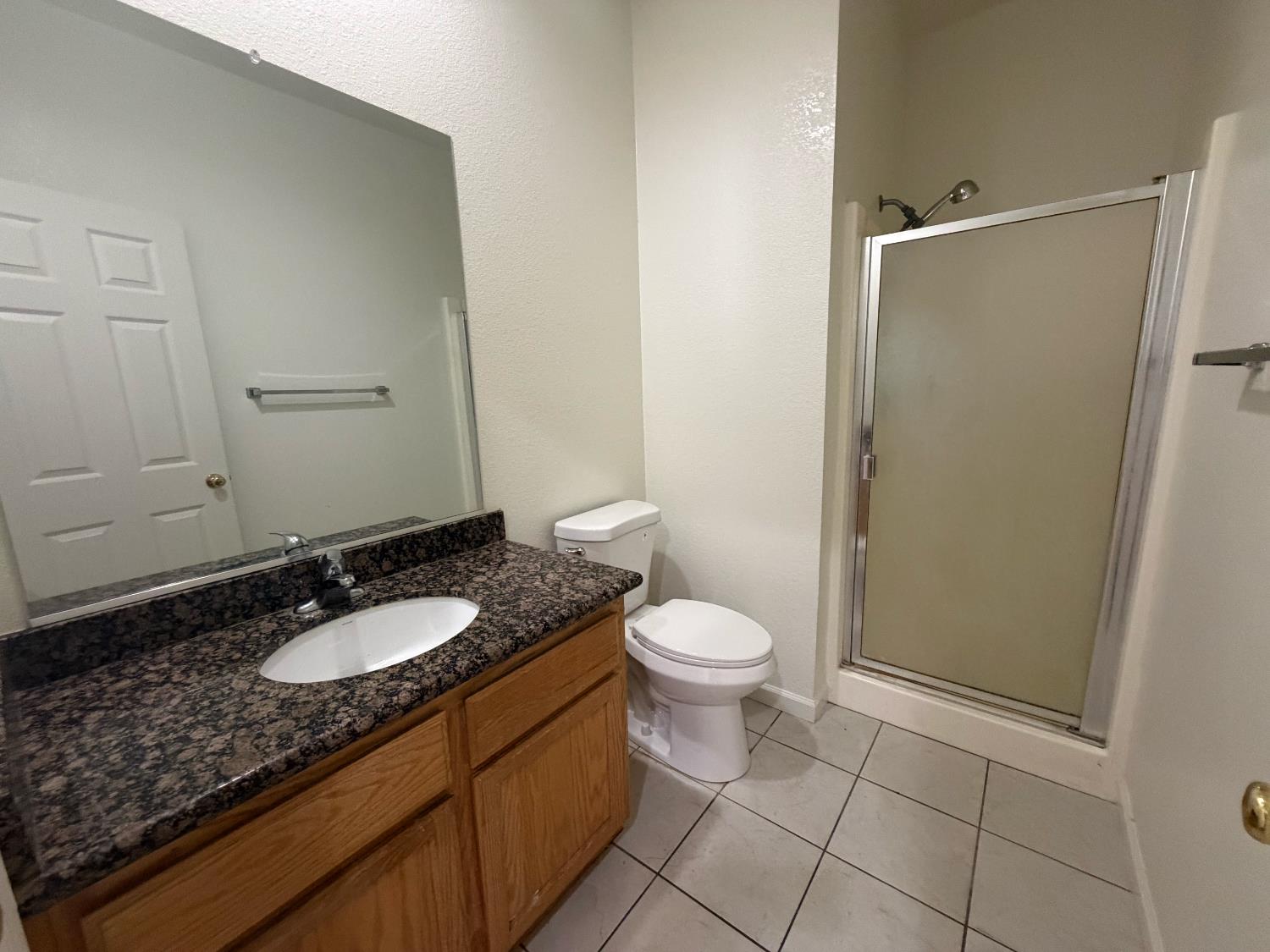 3209 Flushing Meadows Dr, Modesto, CA 95355