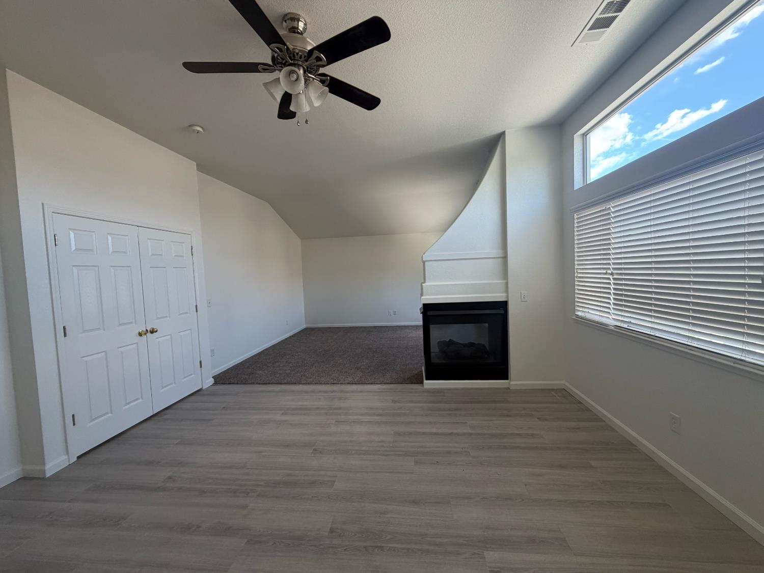 3209 Flushing Meadows Dr, Modesto, CA 95355