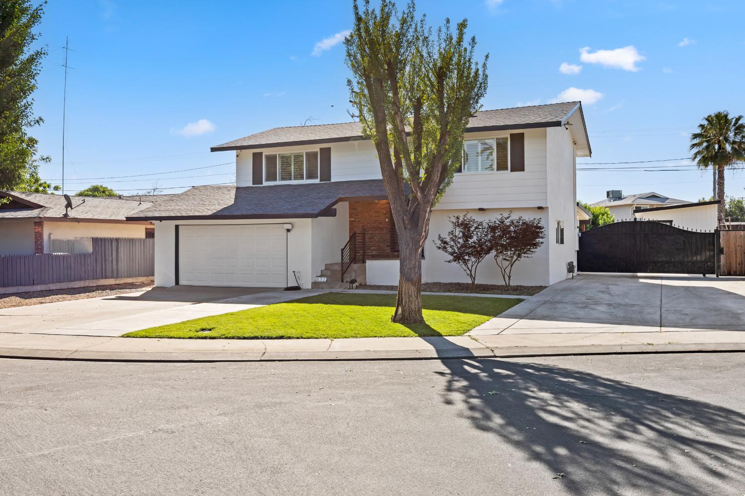 632 Lenore Dr, Modesto, CA 95351