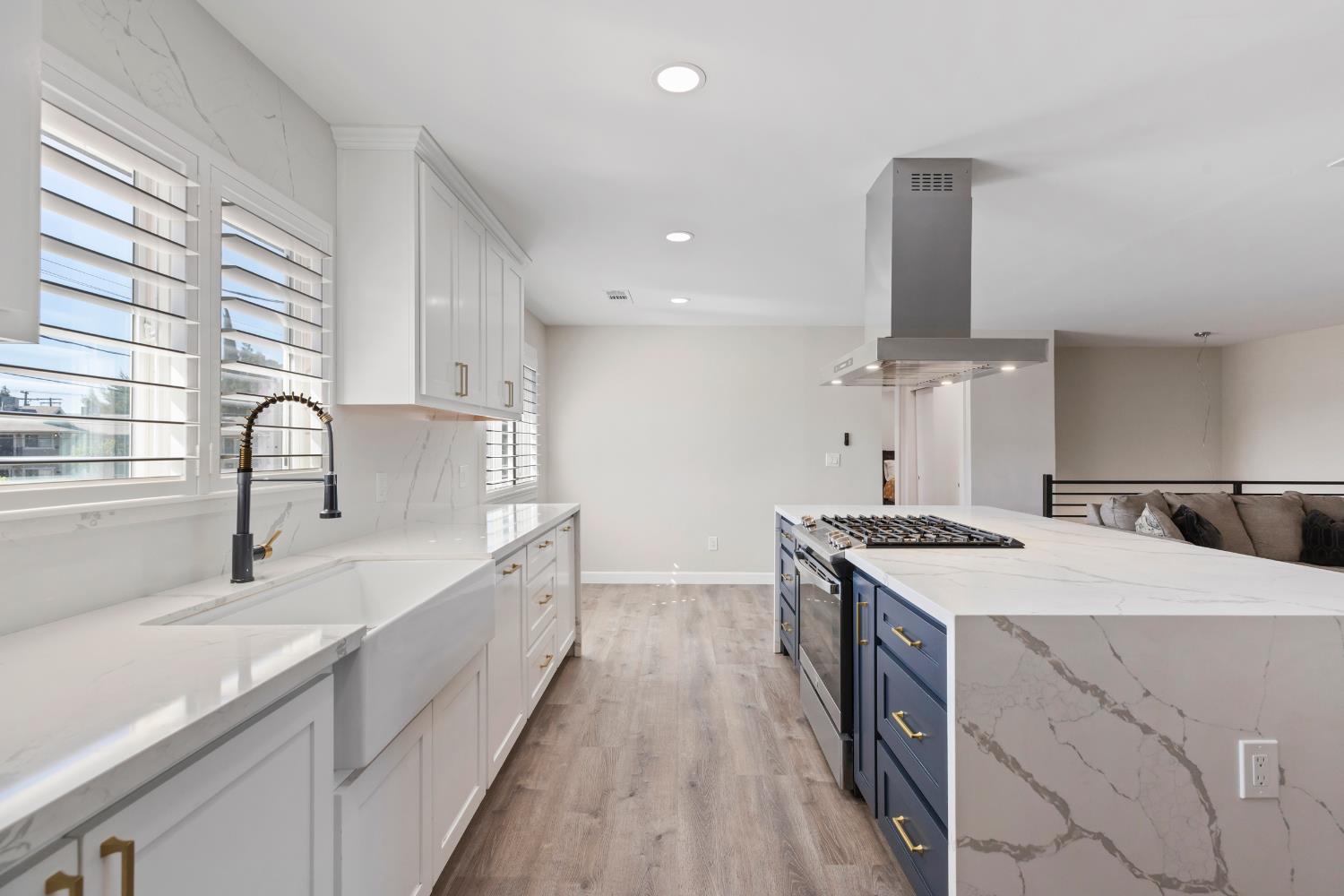 632 Lenore Dr, Modesto, CA 95351
