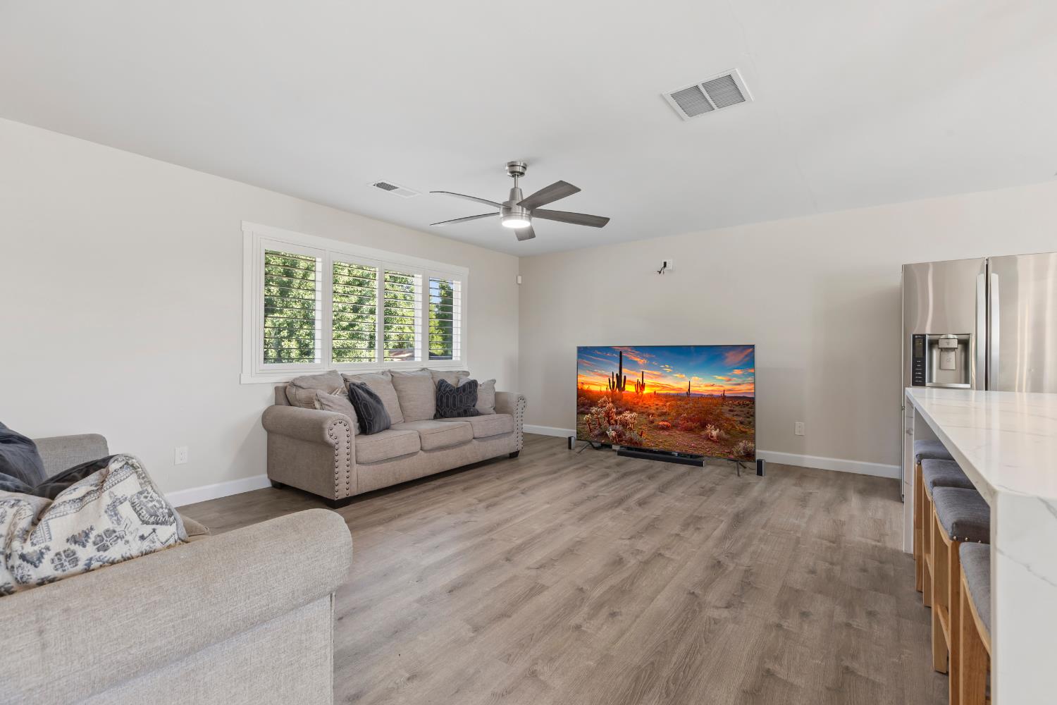 632 Lenore Dr, Modesto, CA 95351