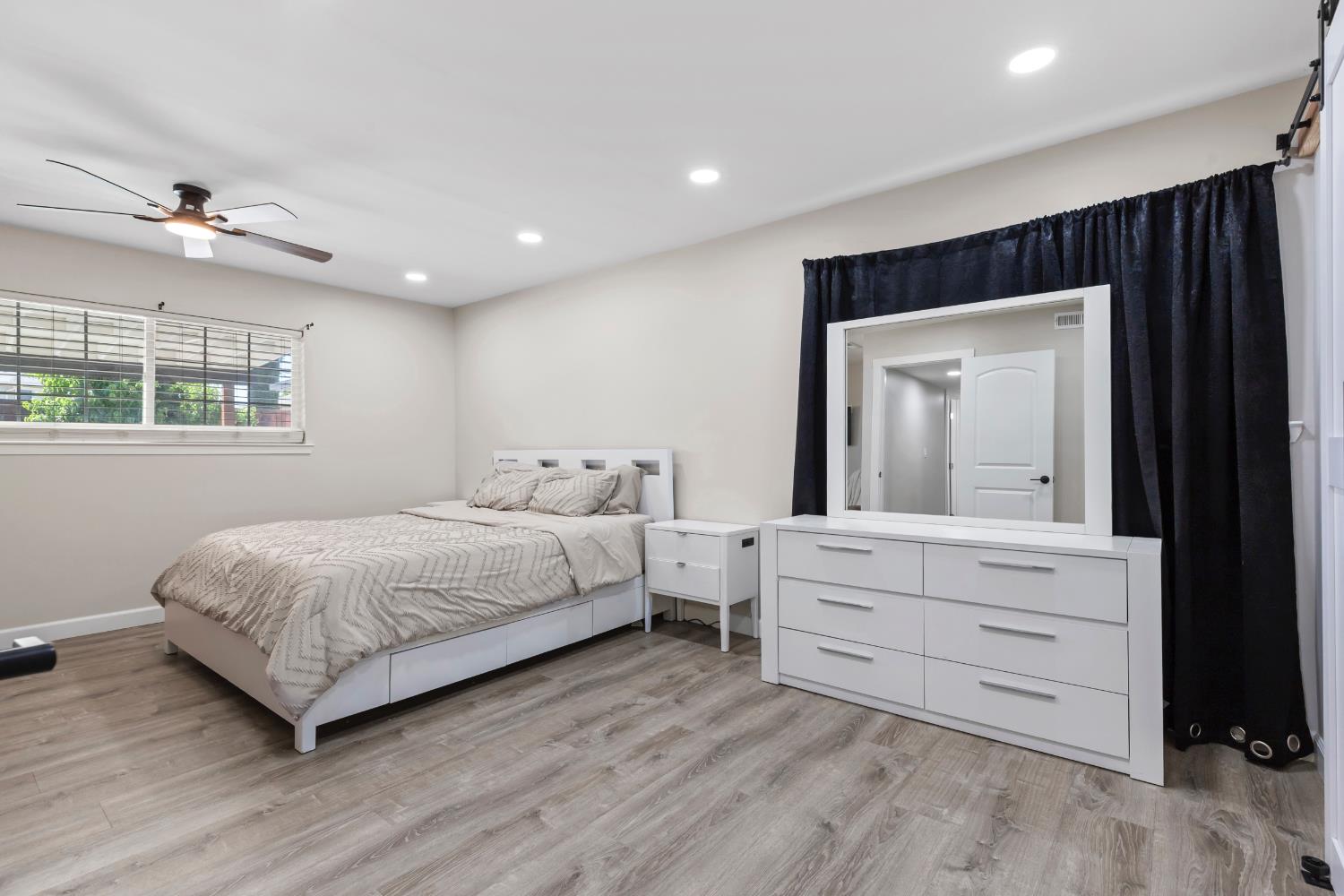 632 Lenore Dr, Modesto, CA 95351