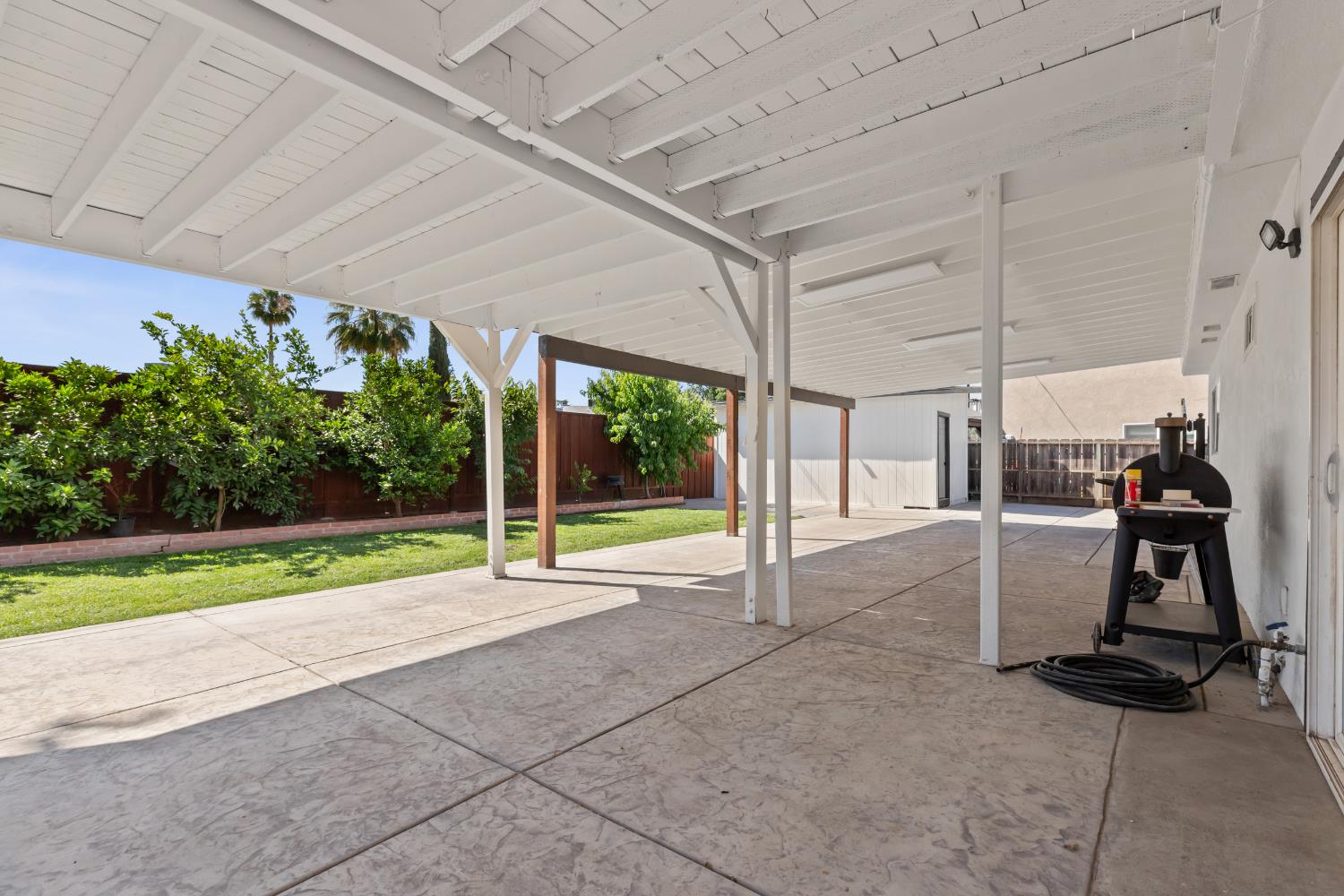 632 Lenore Dr, Modesto, CA 95351