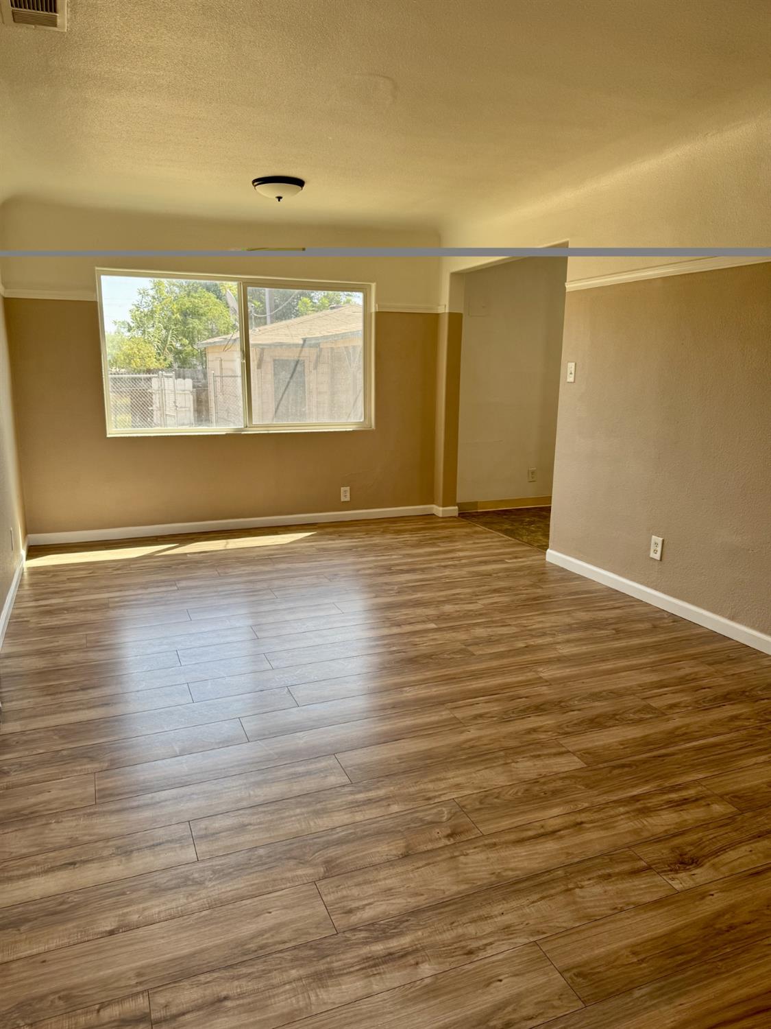 1115 Dellavalle Ave, Madera, CA 93638