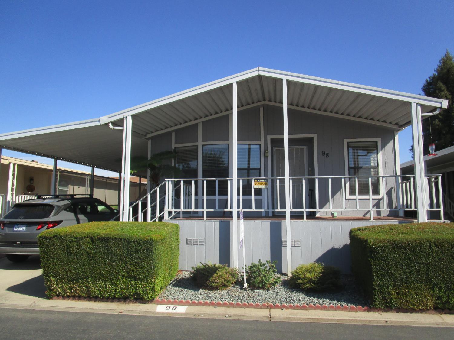 1500 Held Dr #98, Modesto, CA 95355