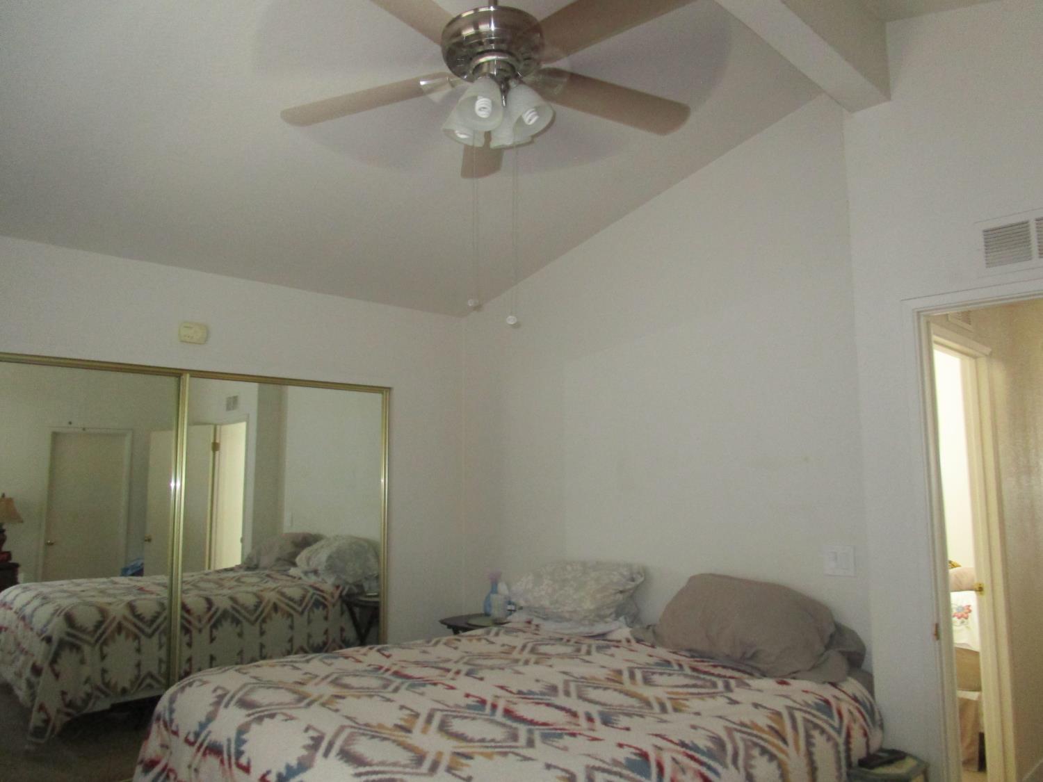 1500 Held Dr #98, Modesto, CA 95355