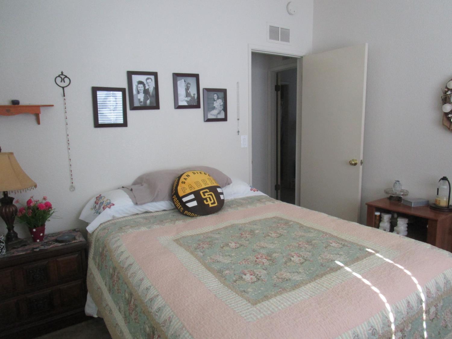 1500 Held Dr #98, Modesto, CA 95355