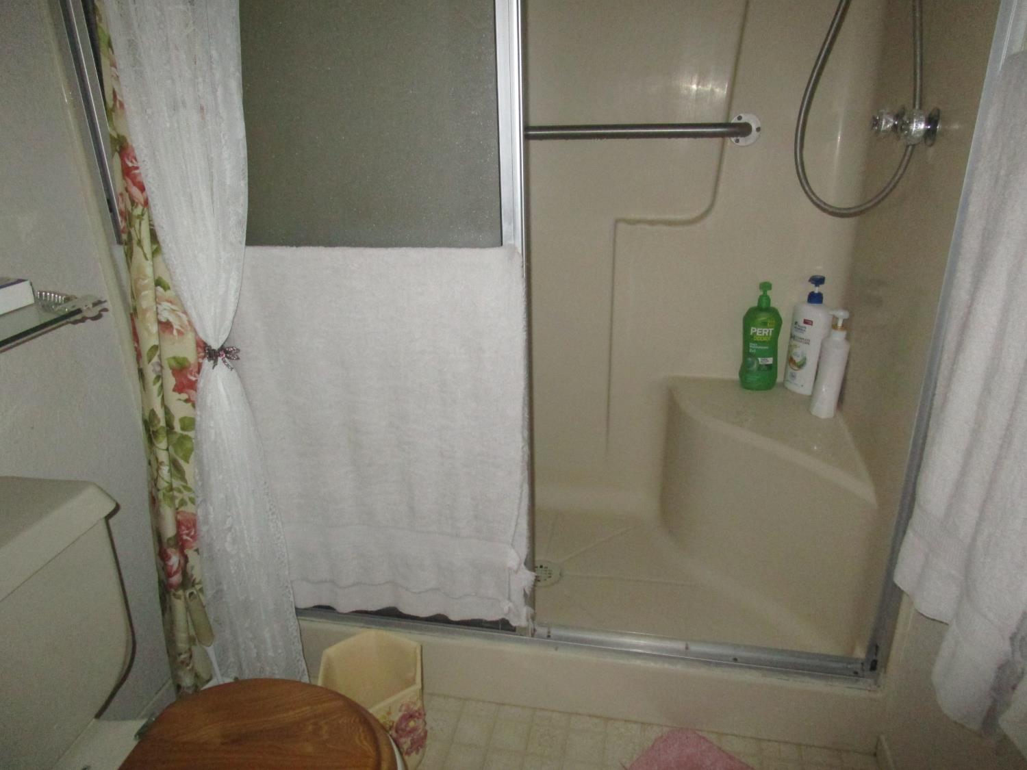 1500 Held Dr #98, Modesto, CA 95355