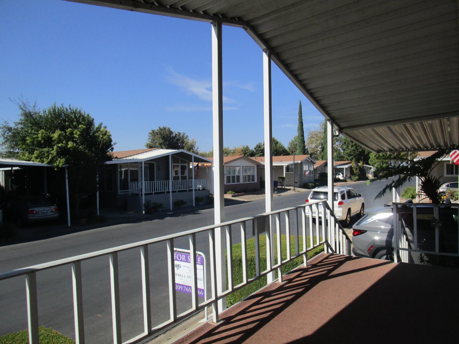 1500 Held Dr #98, Modesto, CA 95355
