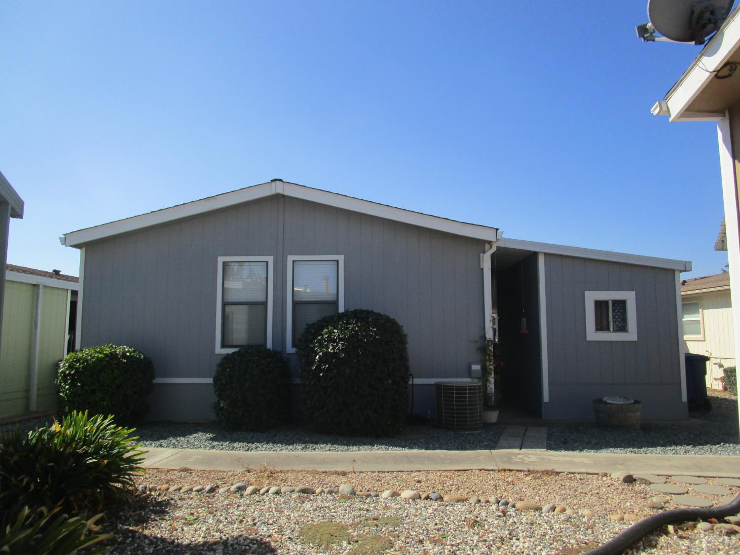 1500 Held Dr #98, Modesto, CA 95355