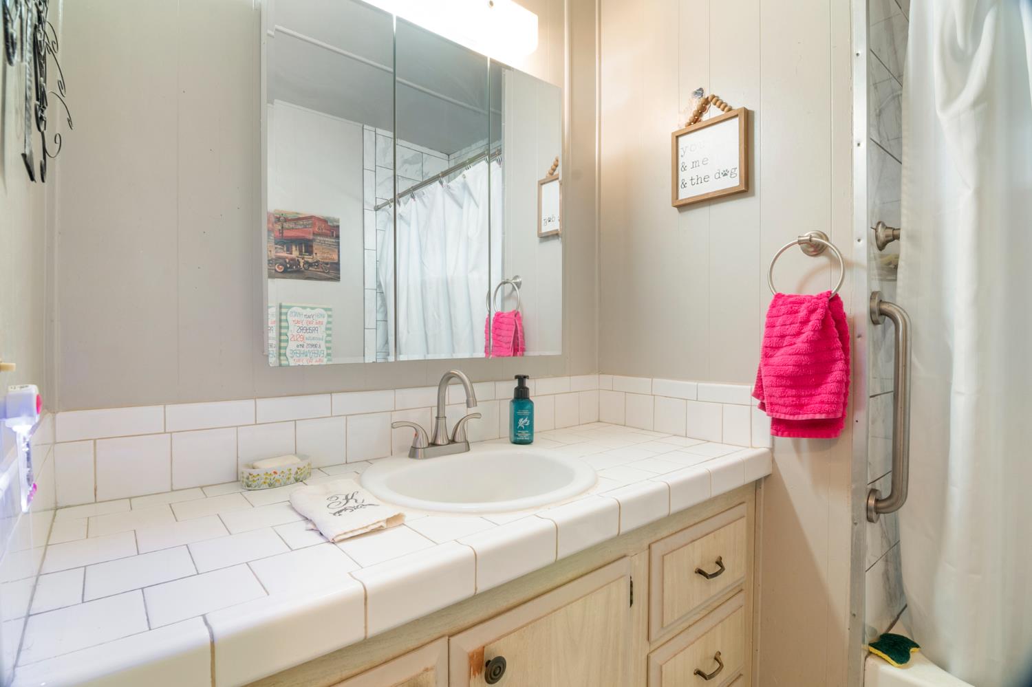 2125 Viking Ln, Modesto, CA 95350