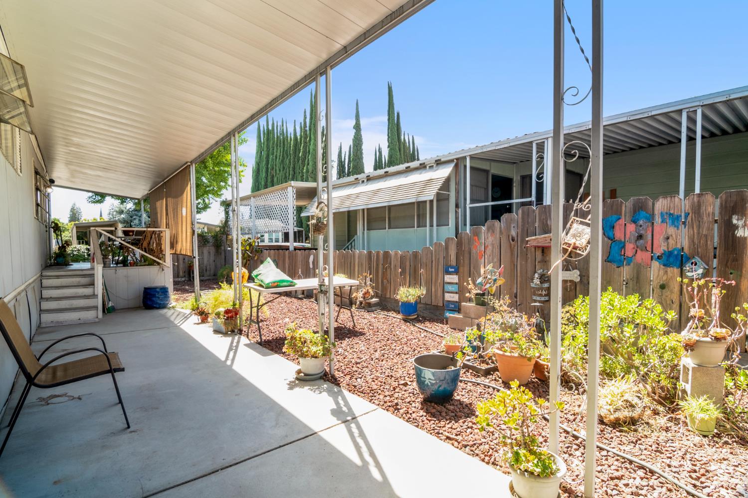 2125 Viking Ln, Modesto, CA 95350
