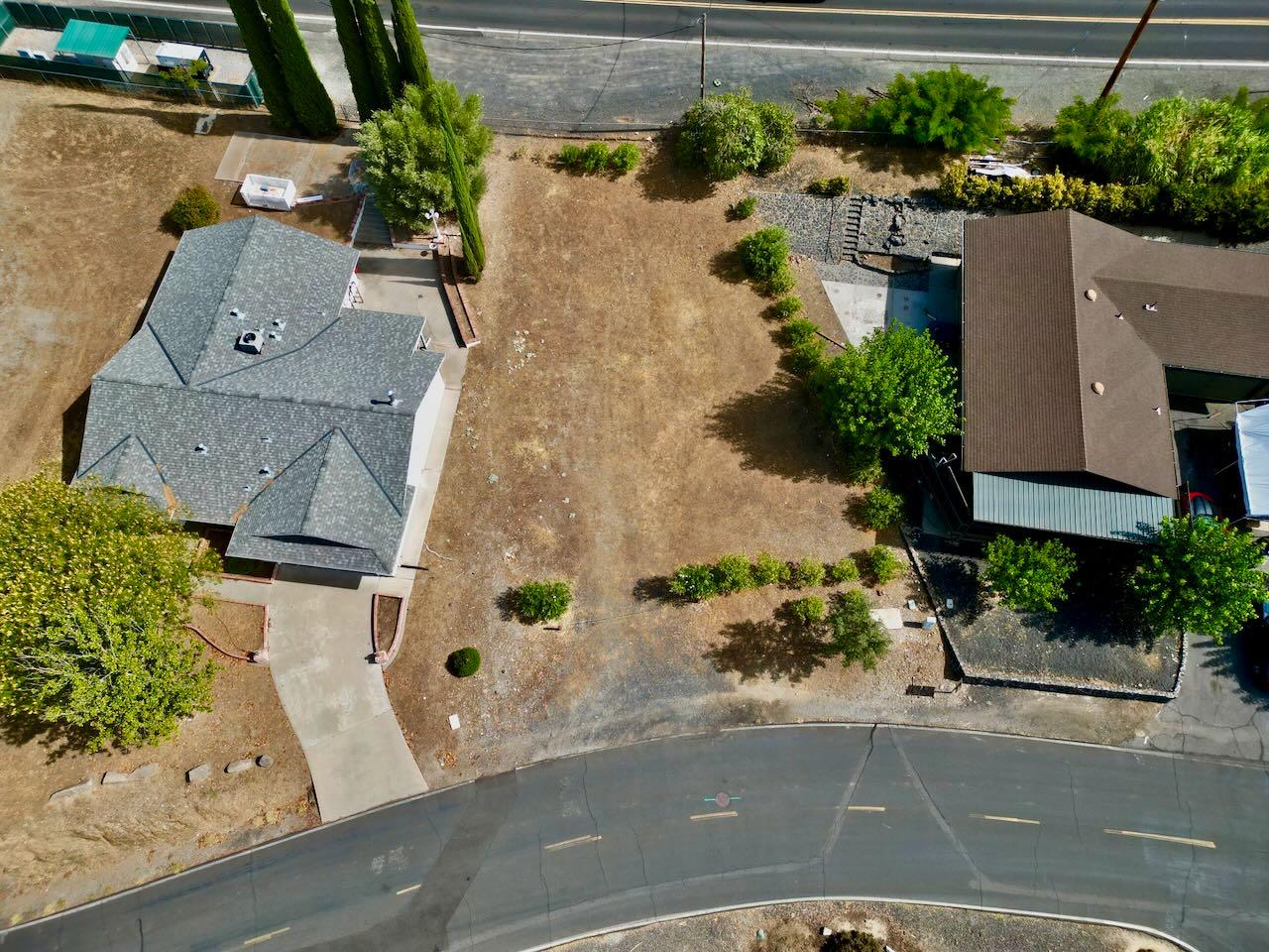 255 Poker Flat Rd, Copperopolis, CA 95228
