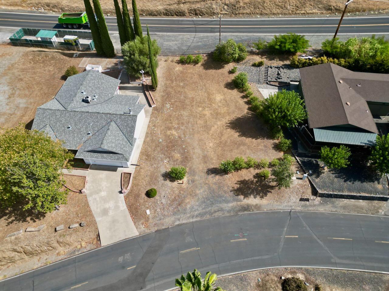 255 Poker Flat Rd, Copperopolis, CA 95228