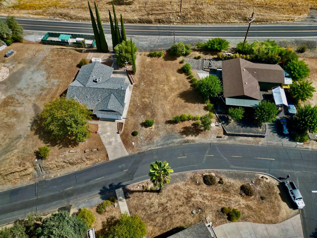 255 Poker Flat Rd, Copperopolis, CA 95228