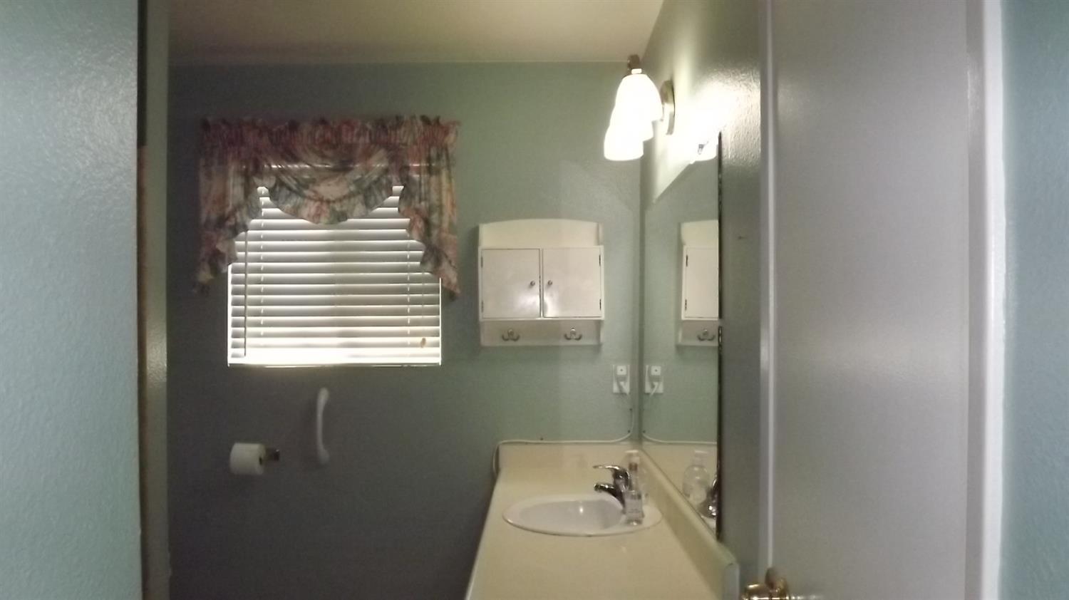 3617 Nevada Ave, Riverbank, CA 95367