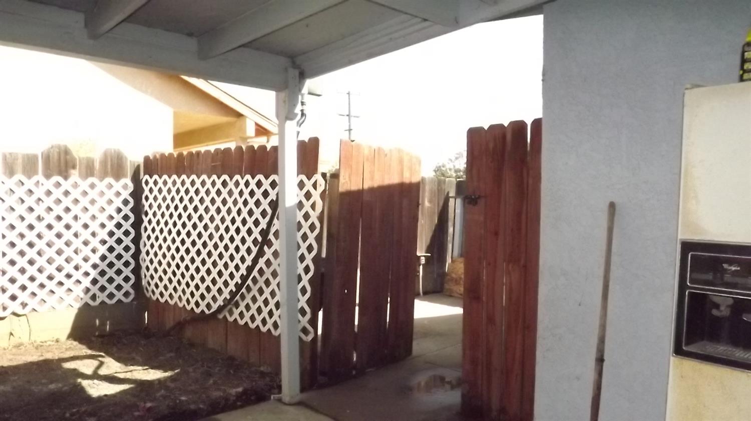 3617 Nevada Ave, Riverbank, CA 95367