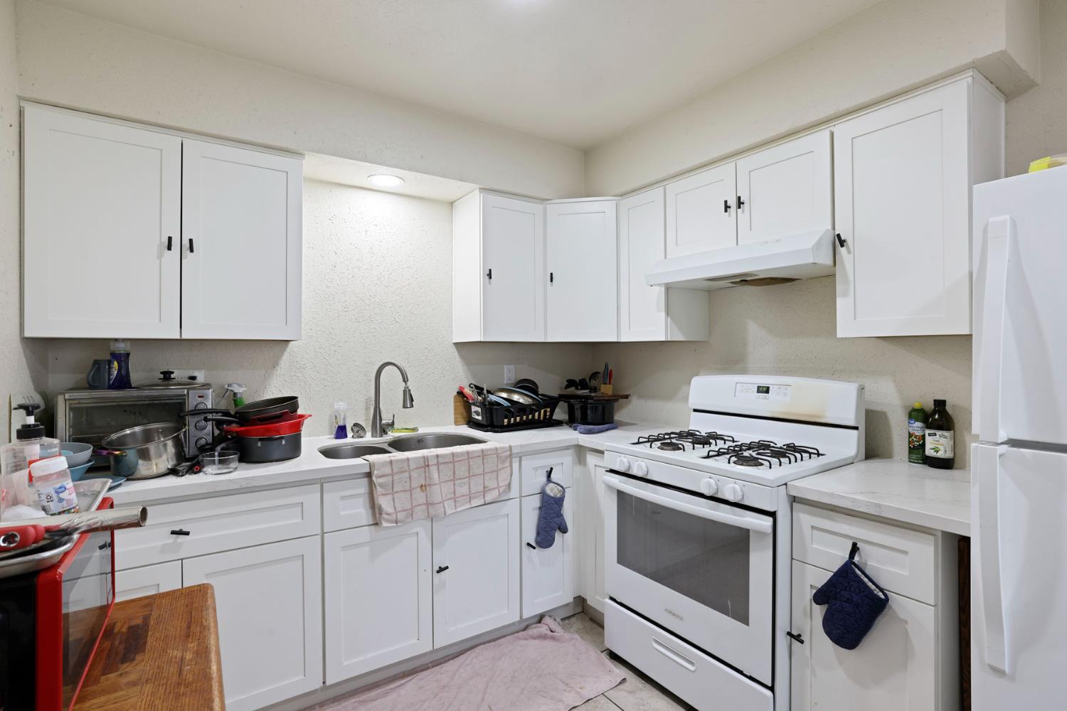 824 Clementa Way, Modesto, CA 95351