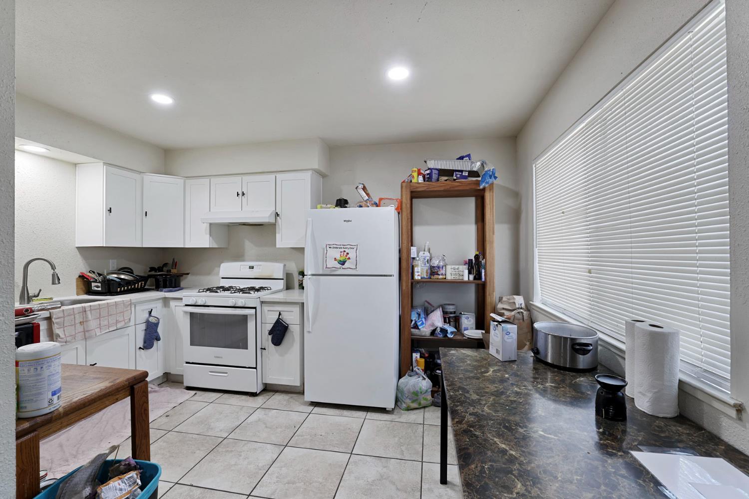 824 Clementa Way, Modesto, CA 95351