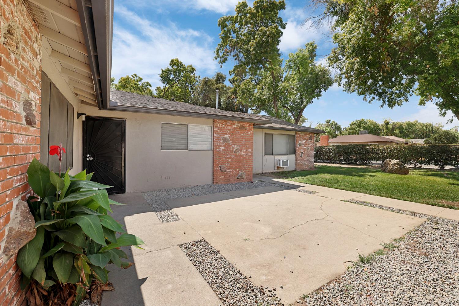824 Clementa Way, Modesto, CA 95351
