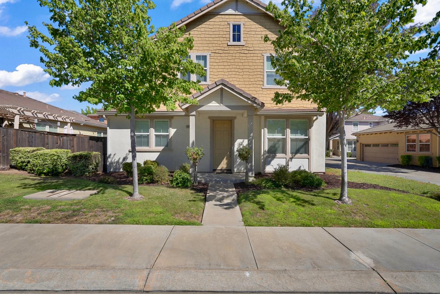 9327 Vintner Cir, Patterson, CA 95363