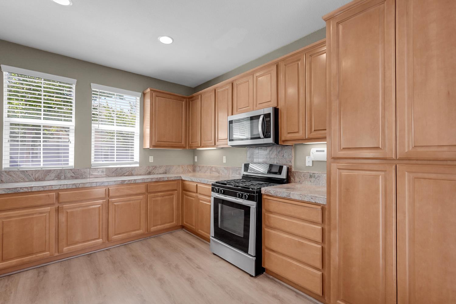 9327 Vintner Cir, Patterson, CA 95363
