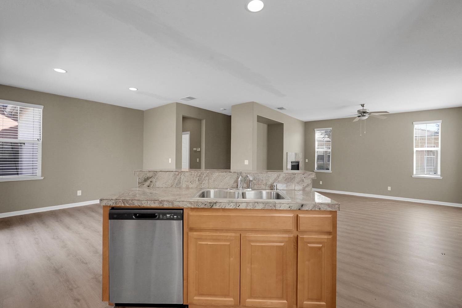 9327 Vintner Cir, Patterson, CA 95363
