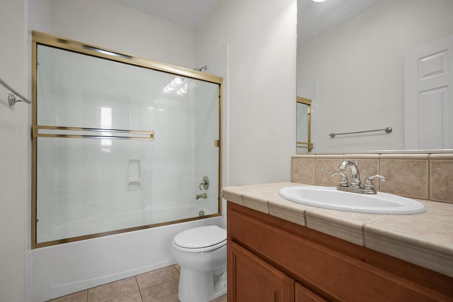 9327 Vintner Cir, Patterson, CA 95363