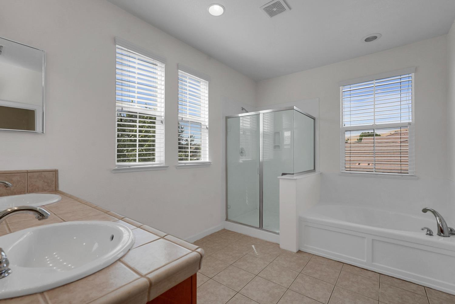 9327 Vintner Cir, Patterson, CA 95363