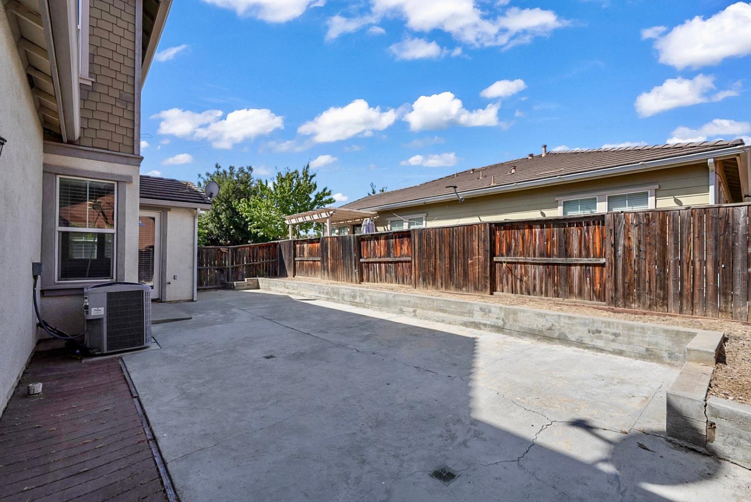 9327 Vintner Cir, Patterson, CA 95363