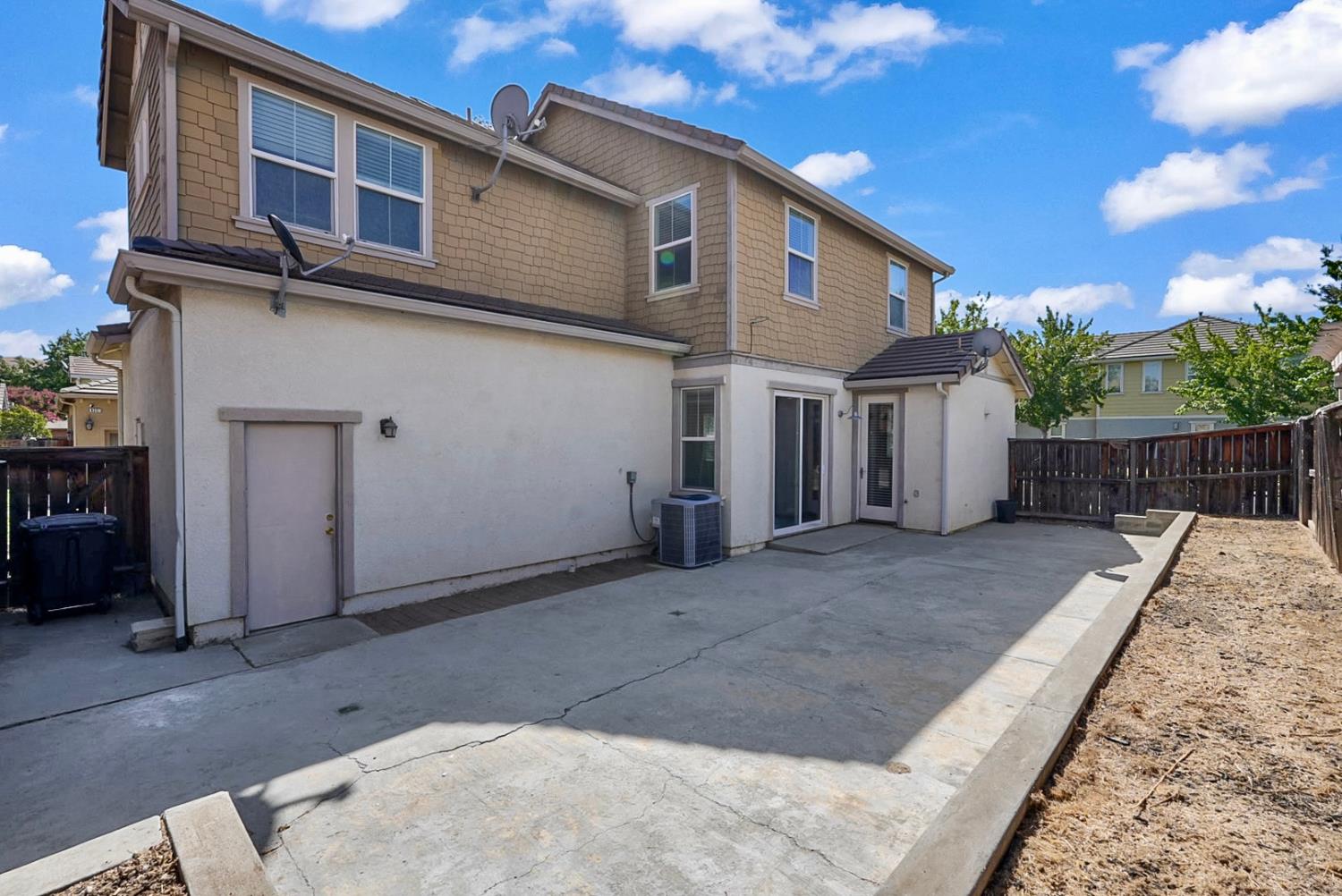 9327 Vintner Cir, Patterson, CA 95363