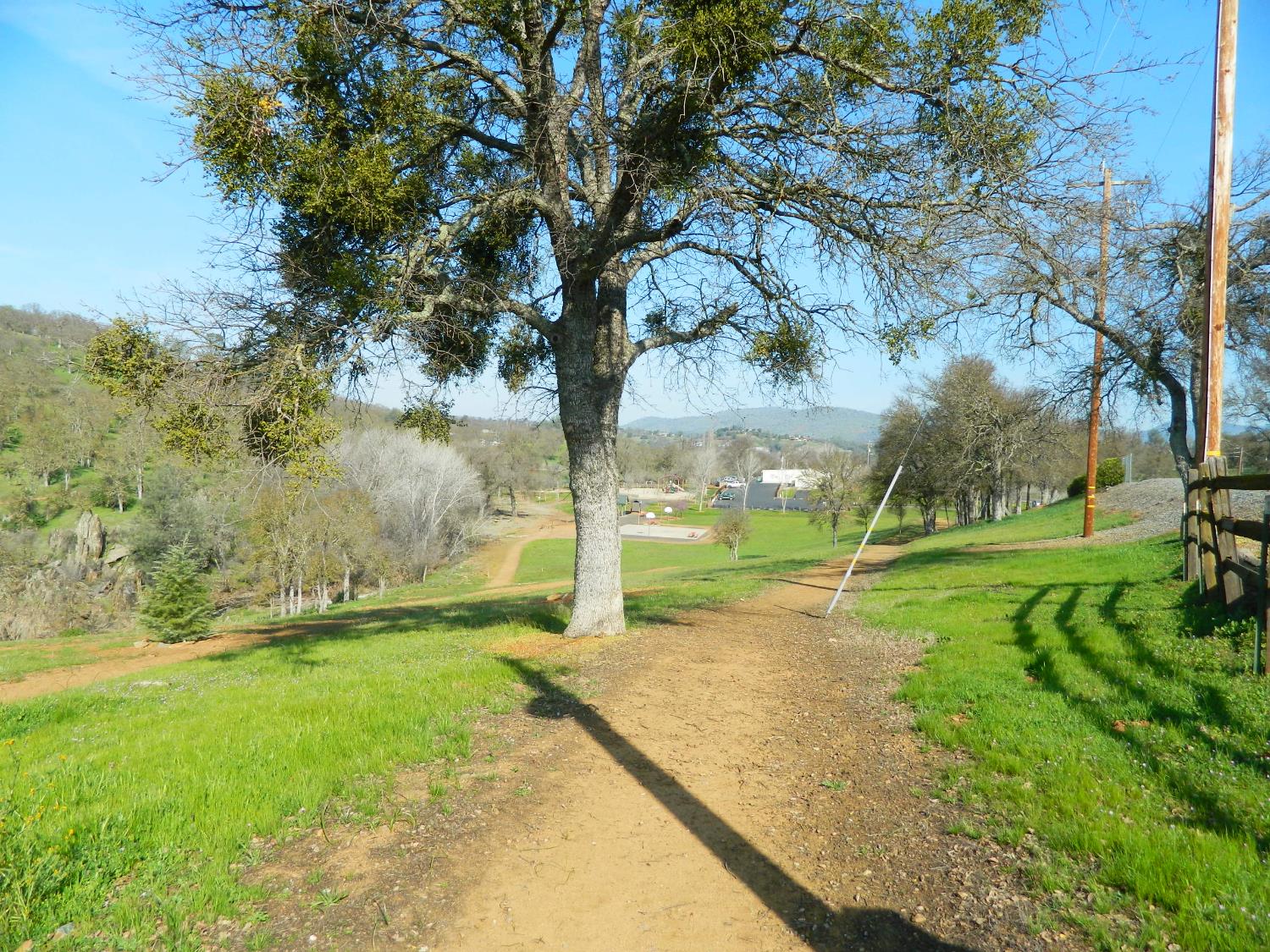1751 Choctaw Rd, Copperopolis, CA 95228