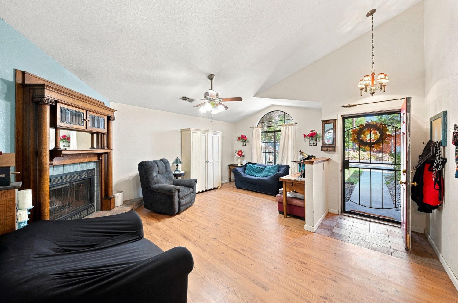 2032 Boise Ave, Modesto, CA 95358
