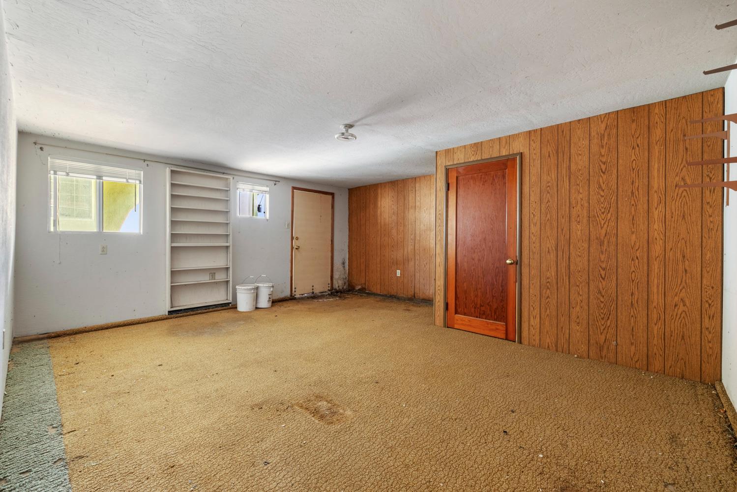 527 Poplar St, Oakdale, CA 95361